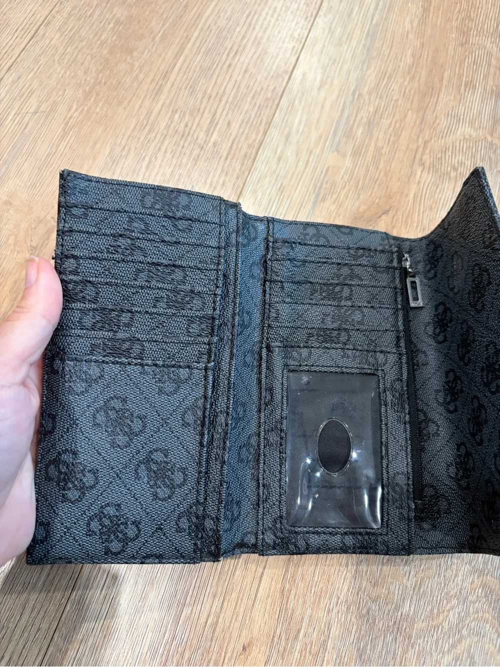 Guess Black Monogram Logo Trifold Wallet Y2K Silver Hardware